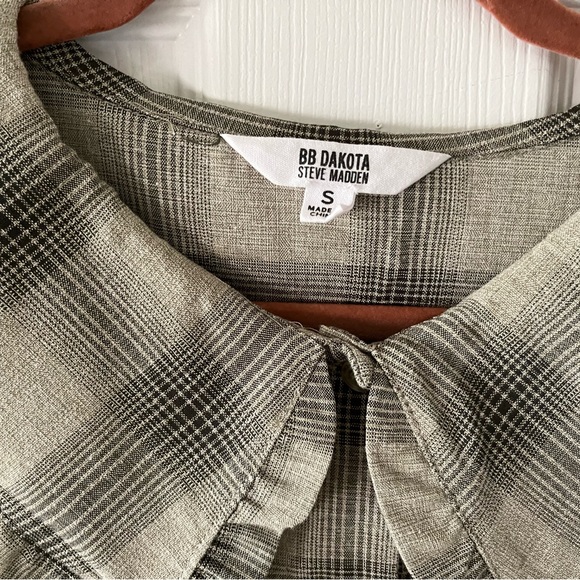 BB DAKOTA STEVE MADDEN Button Up Plaid Blouse - Picture 4 of 4